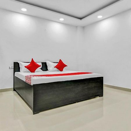 Flagship Hotel Secret Mirage Near Rithala Metro Station 新德里 外观 照片